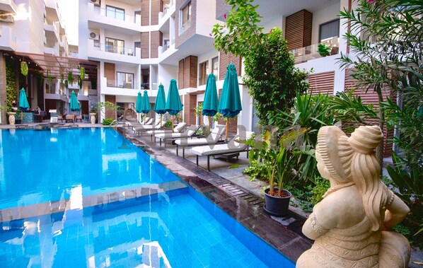 Apartment | Pool