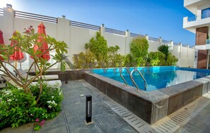 Apartment | Pool