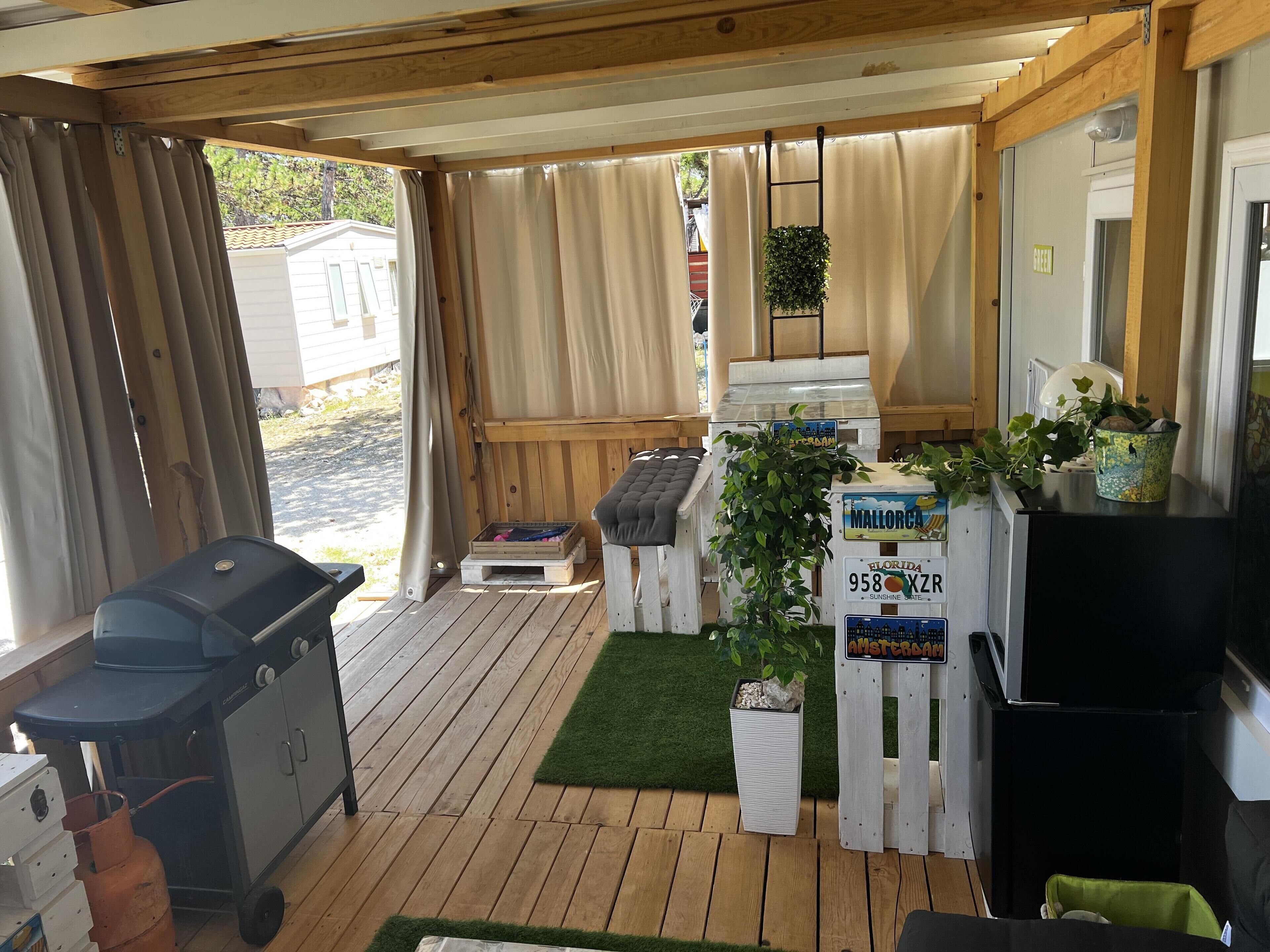 House, 1 Queen Bed | Property grounds