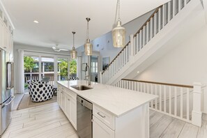 Ferienhaus, 4 Schlafzimmer | Eigene Küche | Kühlschrank, Ofen, Wasserkocher mit Kaffee-/Teezubehör, Toaster