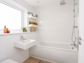 Shower - 31 Sisial Y Mor (Rhosneigr)