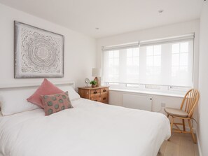 2 bedrooms, individually decorated, individually furnished, free WiFi - 31 Sisial Y Mor (Rhosneigr)