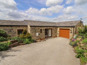 Exterior - Moorbottom Stables (Halifax)