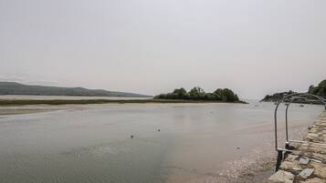 Playa en los alrededores