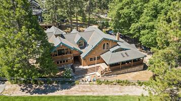 House, 3 Bedrooms | Exterior