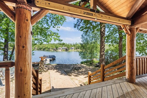 Marina Beach Lodge - Lakefront Home on Beach! by Yosemite Region Resorts