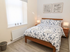 2 habitaciones, decoración personalizada y muebles diferentes 