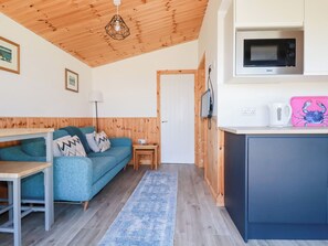 Cottage | Living area