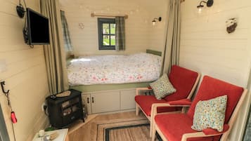 1 bedroom, individually decorated, individually furnished, free WiFi