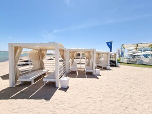 Studio, 1 Queen-Bett | Unterkunftsgelände