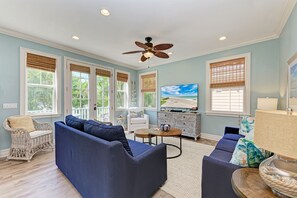 House, 3 Bedrooms | Living area