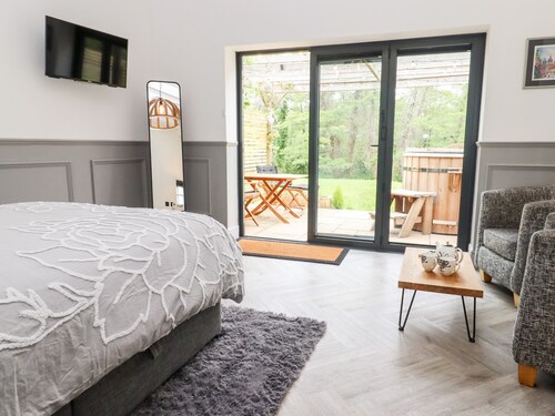 The Snug at Pickelden Farmhouse