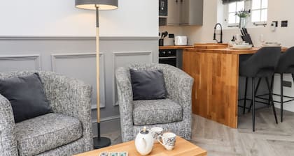 The Snug at Pickelden Farmhouse