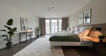 Neue, Stylische 2-zimmer Wohnung in der Innenstadt mit Balkon