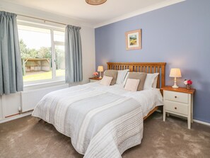 2 bedrooms, individually decorated, individually furnished, free WiFi - Bryn Alaw (Newport)