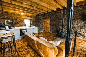 Cottage | Interior - The Milking Shed at Pencraig (Holyhead)