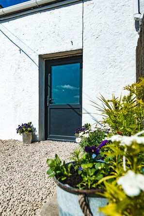 Cottage | Exterior - The Milking Shed at Pencraig (Holyhead)
