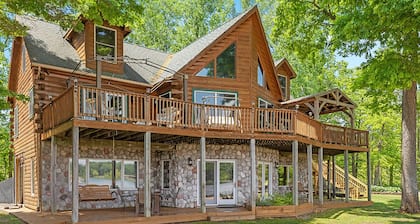 Cabin Retreat on Big Crooked Lake