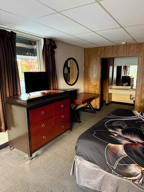 Basic Single Room | Individually furnished, desk, laptop workspace, free WiFi