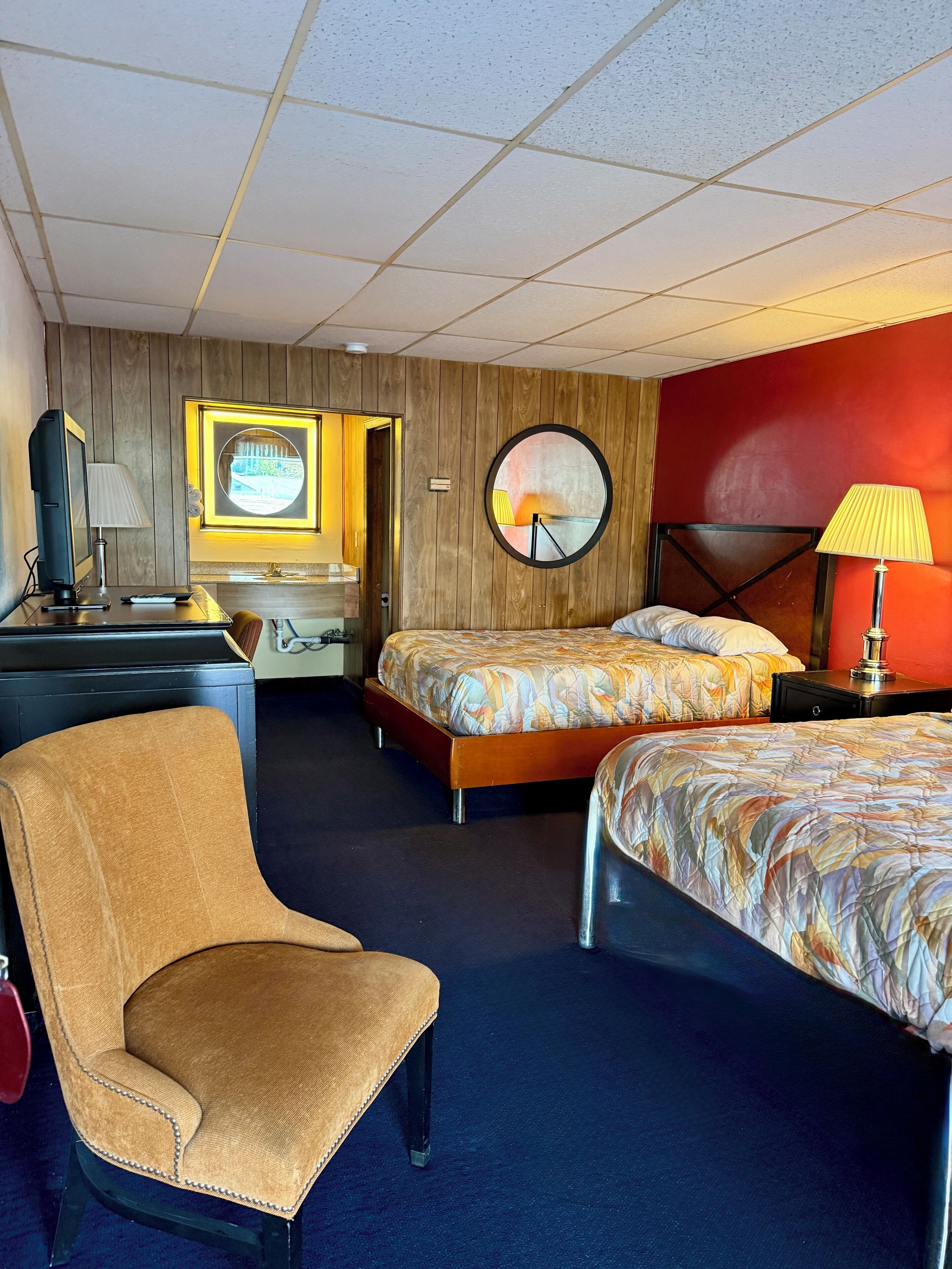 經濟雙人房 | 獨特裝修、書桌、手提電腦工作空間、免費 Wi-Fi