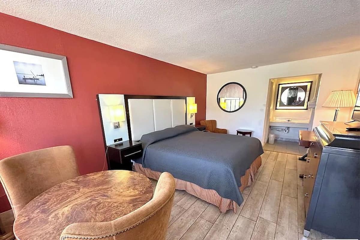 獨特裝修、書桌、手提電腦工作空間、免費 Wi-Fi