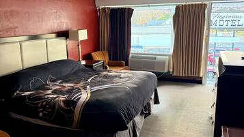 Basic Single Room | Individually furnished, desk, laptop workspace, free WiFi