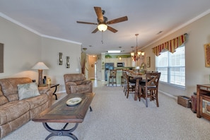 Smart TV - A Wiseman’s Dream - Six Bedroom, Four Bath Home with Private Pool (Surfside Beach)