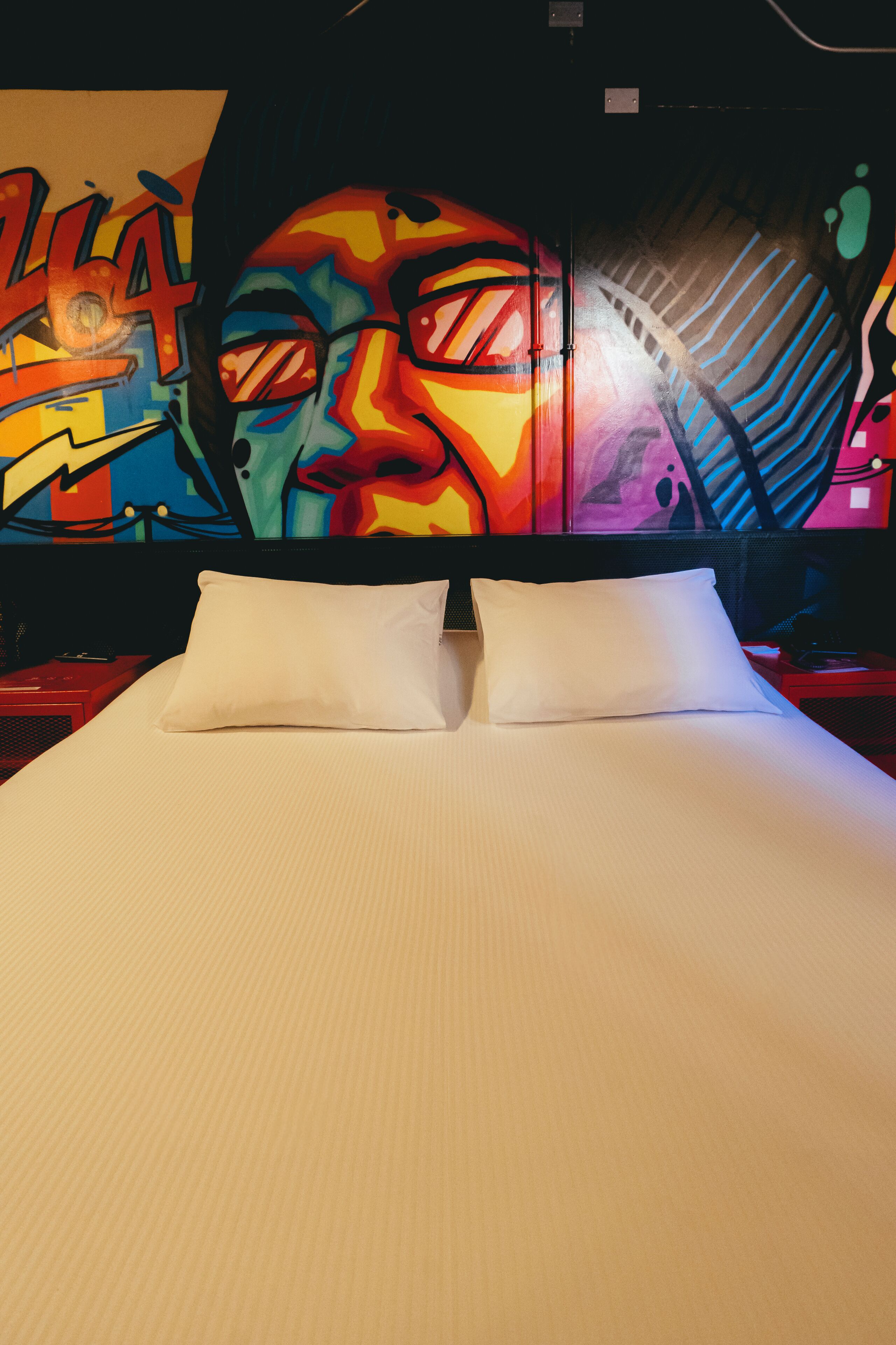 Quarto solteiro design | Roupas de cama premium