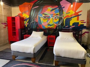 Design Single Room | Premium bedding, memory foam beds, minibar, in-room safe - LOFT Hotel by Sommelier Hoteles (Santiago)