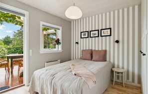 2 bedrooms, free WiFi