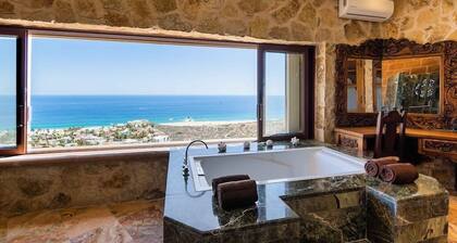 Castle in Cabo! One of a Kind - Ocean views