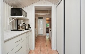 Refrigerador, horno, parrilla de estufa y lavavajillas 