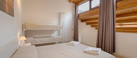 1 camera, ferro/asse da stiro, accesso a Internet, lenzuola