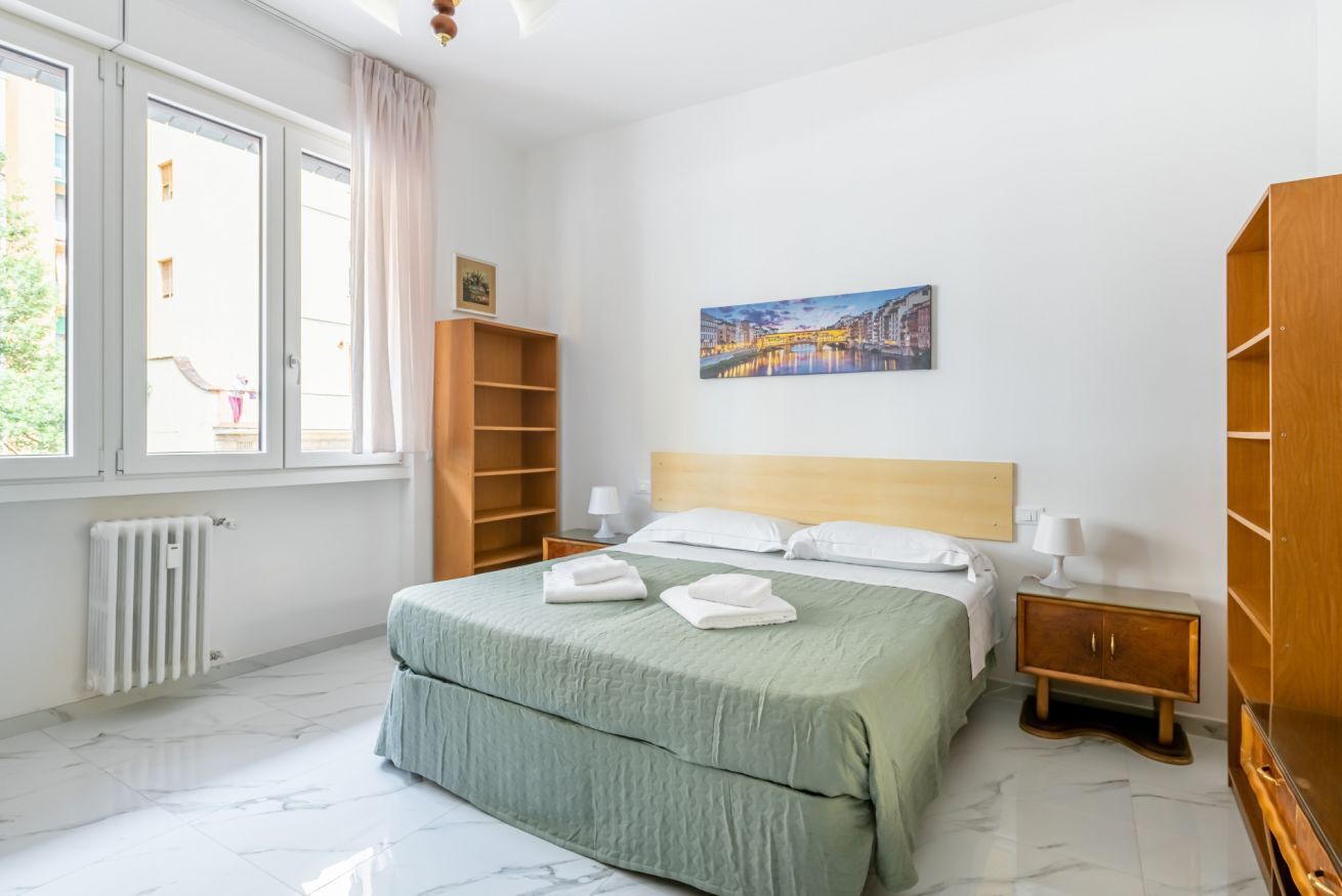 1 間睡房、熨斗/熨衫板、上網、床單