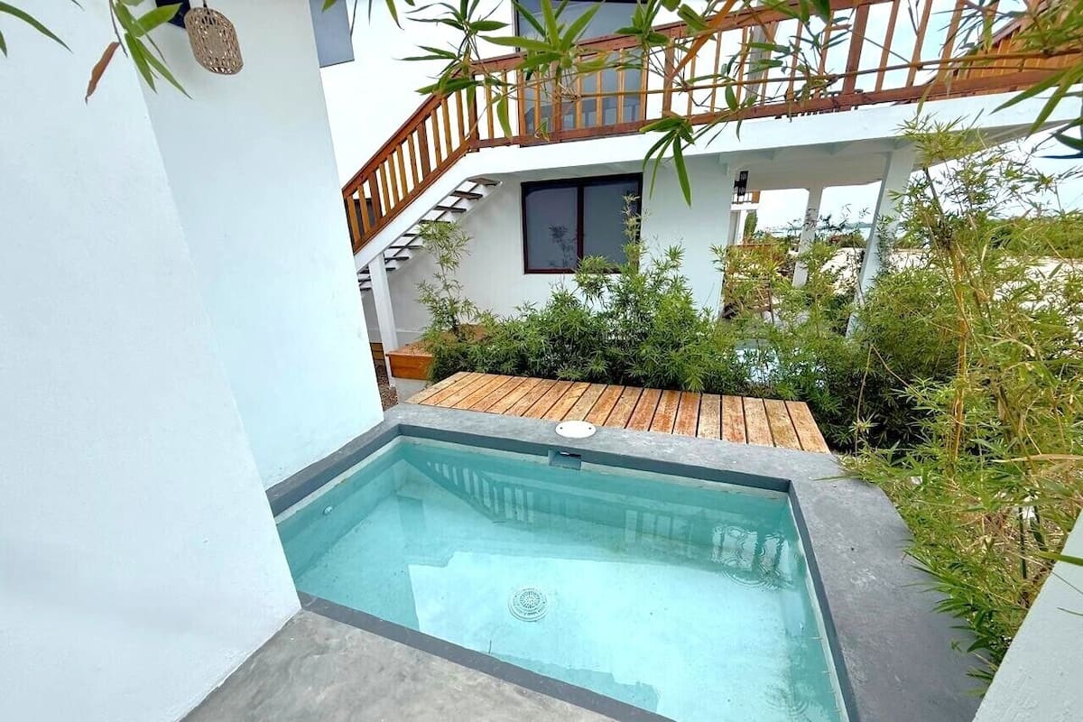 Standard Suite, 1 Queen Bed, Garden View (Itzaman Garden View Villa)