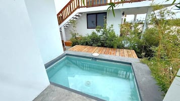 Suíte standard, 1 cama Queen, vista para o jardim (Itzamna One Bedroom Garden View Villa) | Camas com colchões pillow-top, cofres nos quartos