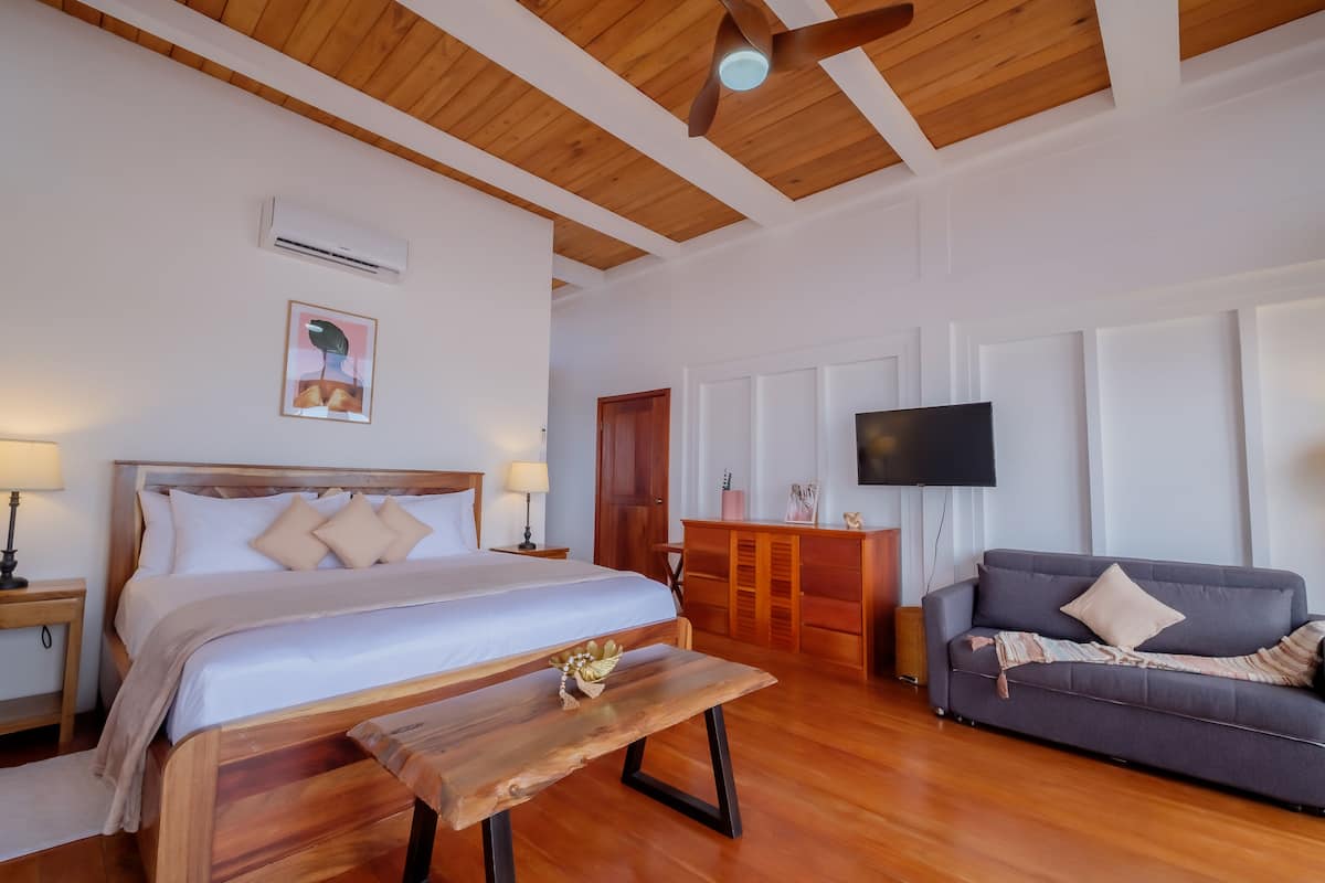 Pillow-top beds, in-room safe, iron/ironing board, free WiFi