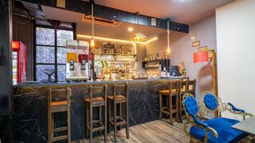 Bar (in der Unterkunft)