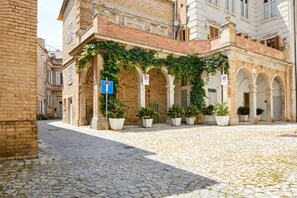 Exterior - [Historic Center] A/C e WiFi in the Heart of Le Marche region (Lapedona)
