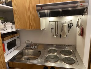 Fridge, microwave, coffee/tea maker, electric kettle - SORAPIS MINI - Studio Apartment (Cortina d´Ampezzo)