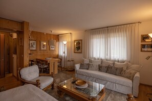 TV - SORAPIS MINI - Studio Apartment (Cortina d´Ampezzo)