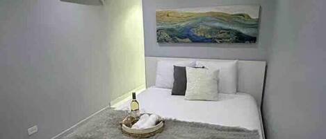 1 bedroom, iron/ironing board, WiFi