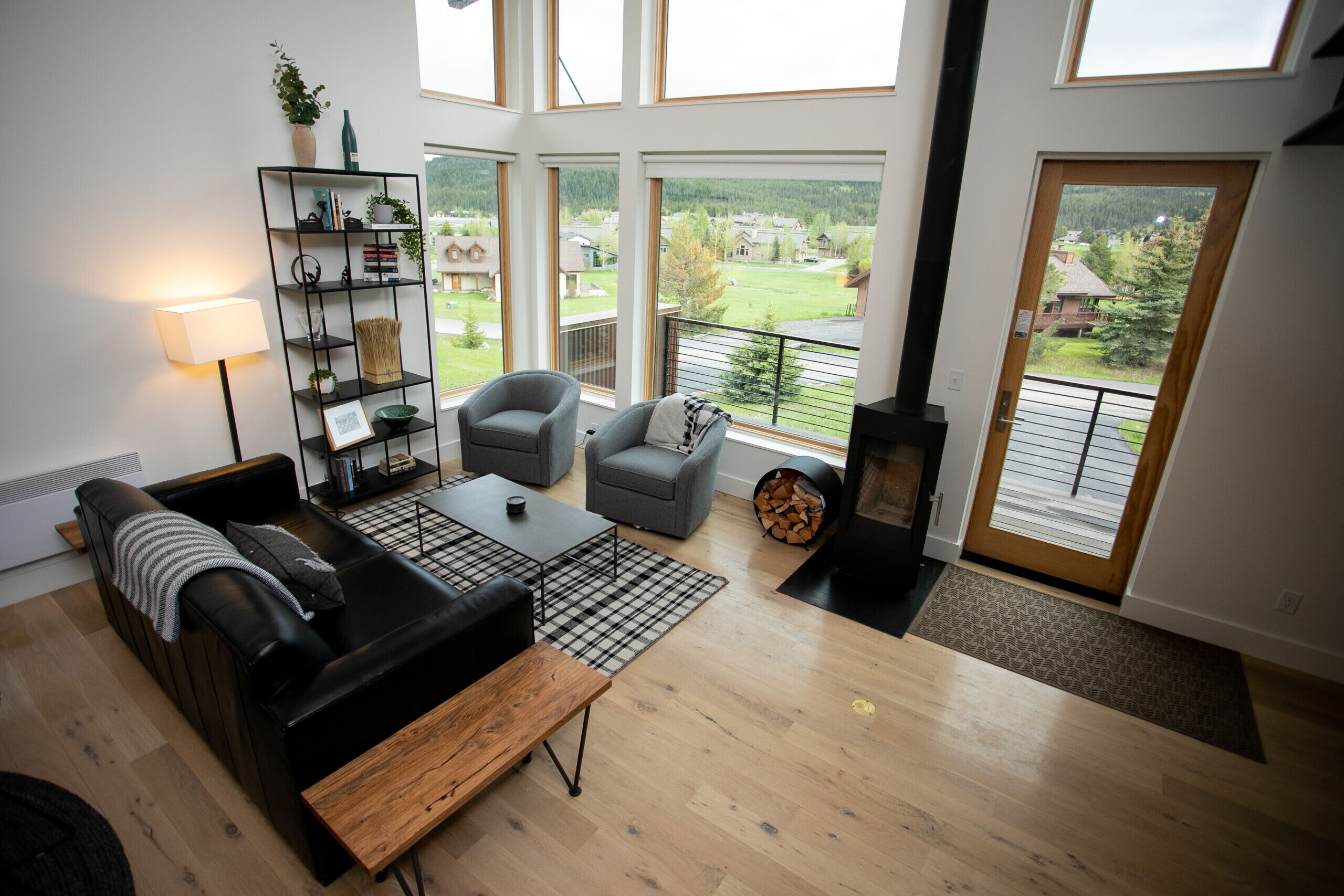 Télévision, cheminée