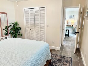 1 chambre, fer et planche à repasser, Wi-Fi, draps fournis