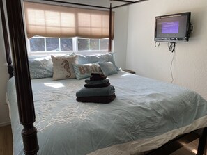 4 bedrooms, iron/ironing board, travel cot, WiFi