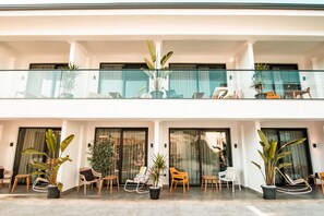 Hochwertige Bettwaren, Pillowtop-Betten, Schreibtisch