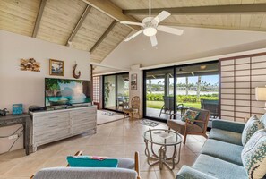 TV, DVD player - Quam Properties: Napili Lani 318 | Spacious 1BD Oceanfront Condo (Lahaina)