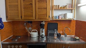 Fridge, oven, dishwasher, cookware/dishes/utensils - Deux Pièces 5 Pers Plein SUD Horizon 1800 (MERLETTE)