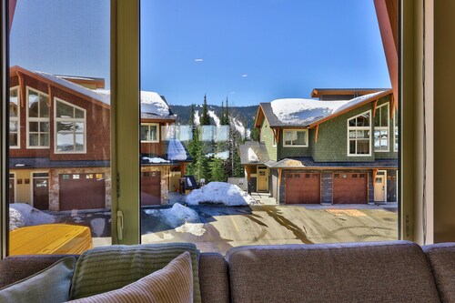 THE SOLSTICE LODGE at ALTITUDE #21