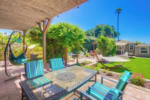 1bd large backyard with spa, firepit, dining, pets